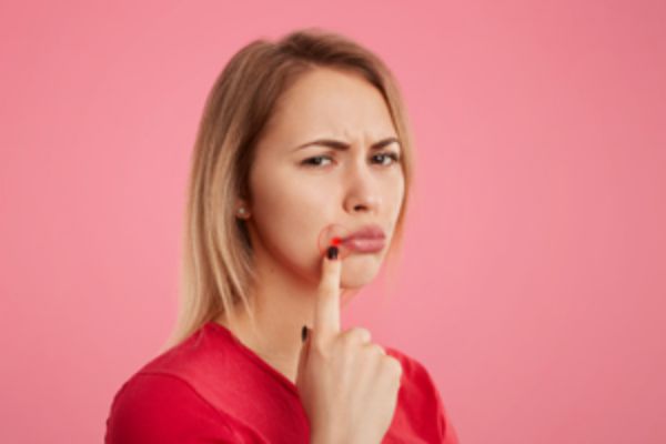 产后大腿根疼如何缓解