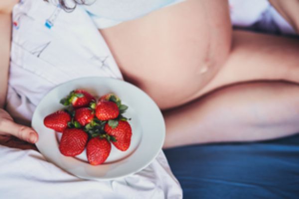 挤出来的母乳是透明的
